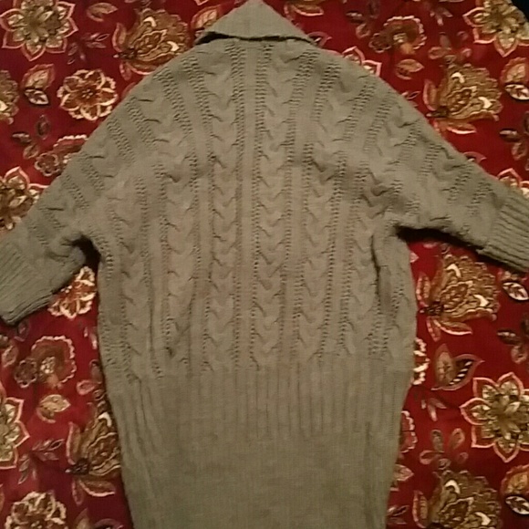 Brown Chunky Knit Sweater - Picture 3 of 3